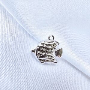 Non-tarnish Silver Tone Fish Charm Bracelet Pendant - Silver